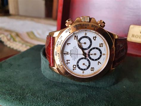 rolex daytona oro pelle